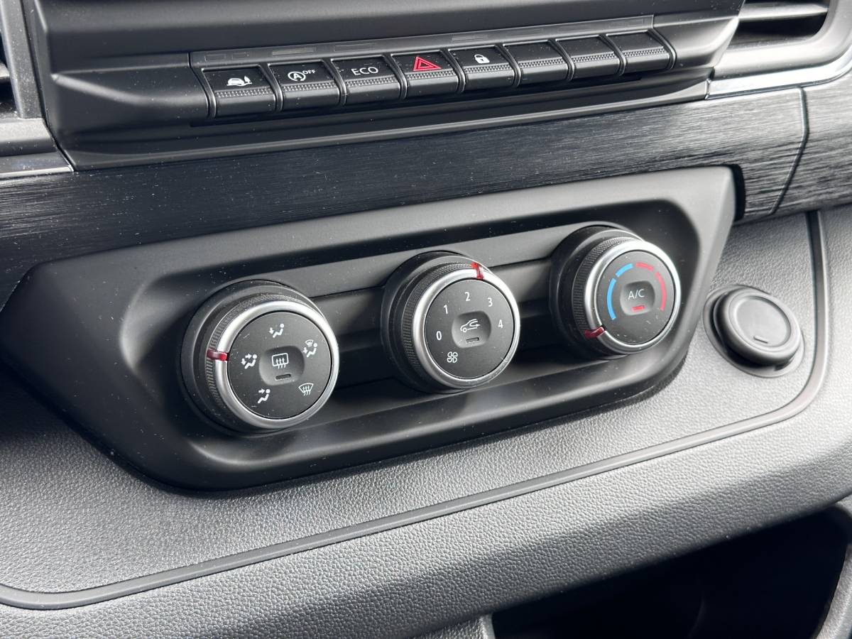 Nissan Primastar Nissan Primastar 2.0 dCi 130 L2H1 N-Connecta | Camera | Apple CarPlay | Airco