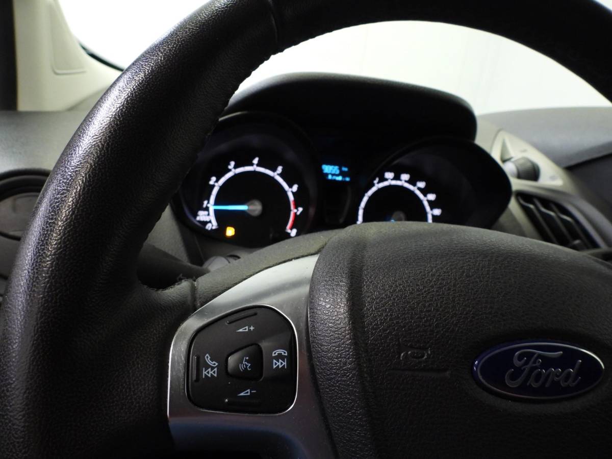 Ford Transit Courier Ford Transit Courier 1.0 Trend EcoBoost NAVI/AIRCO/CRUISE/PDC/SCHUIFDEUR!