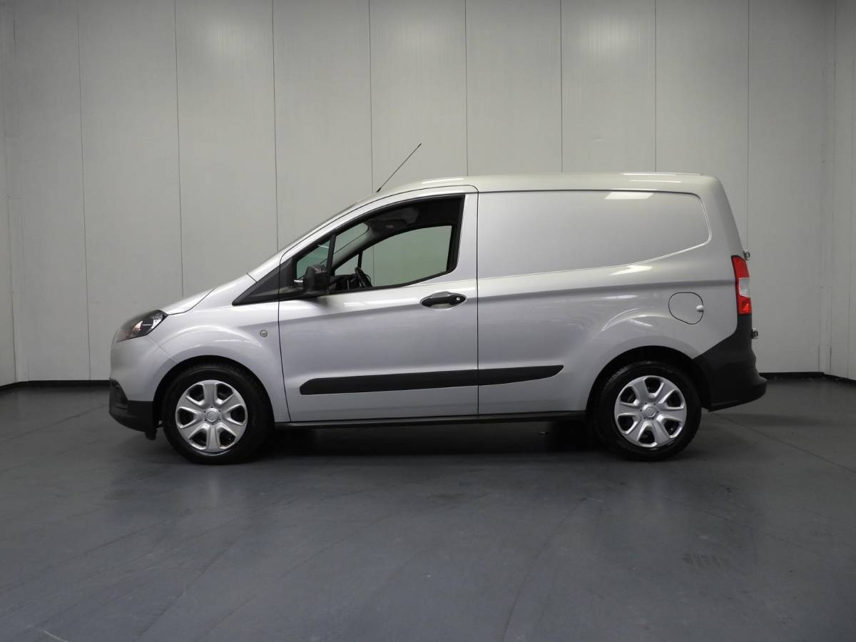 Ford Transit Courier Ford Transit Courier 1.0 Trend EcoBoost NAVI/AIRCO/CRUISE/PDC/SCHUIFDEUR!
