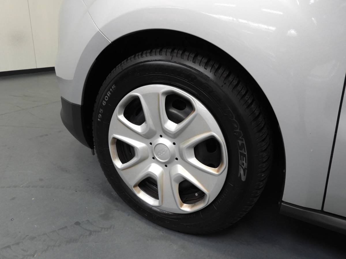 Ford Transit Courier Ford Transit Courier 1.0 Trend EcoBoost NAVI/AIRCO/CRUISE/PDC/SCHUIFDEUR!