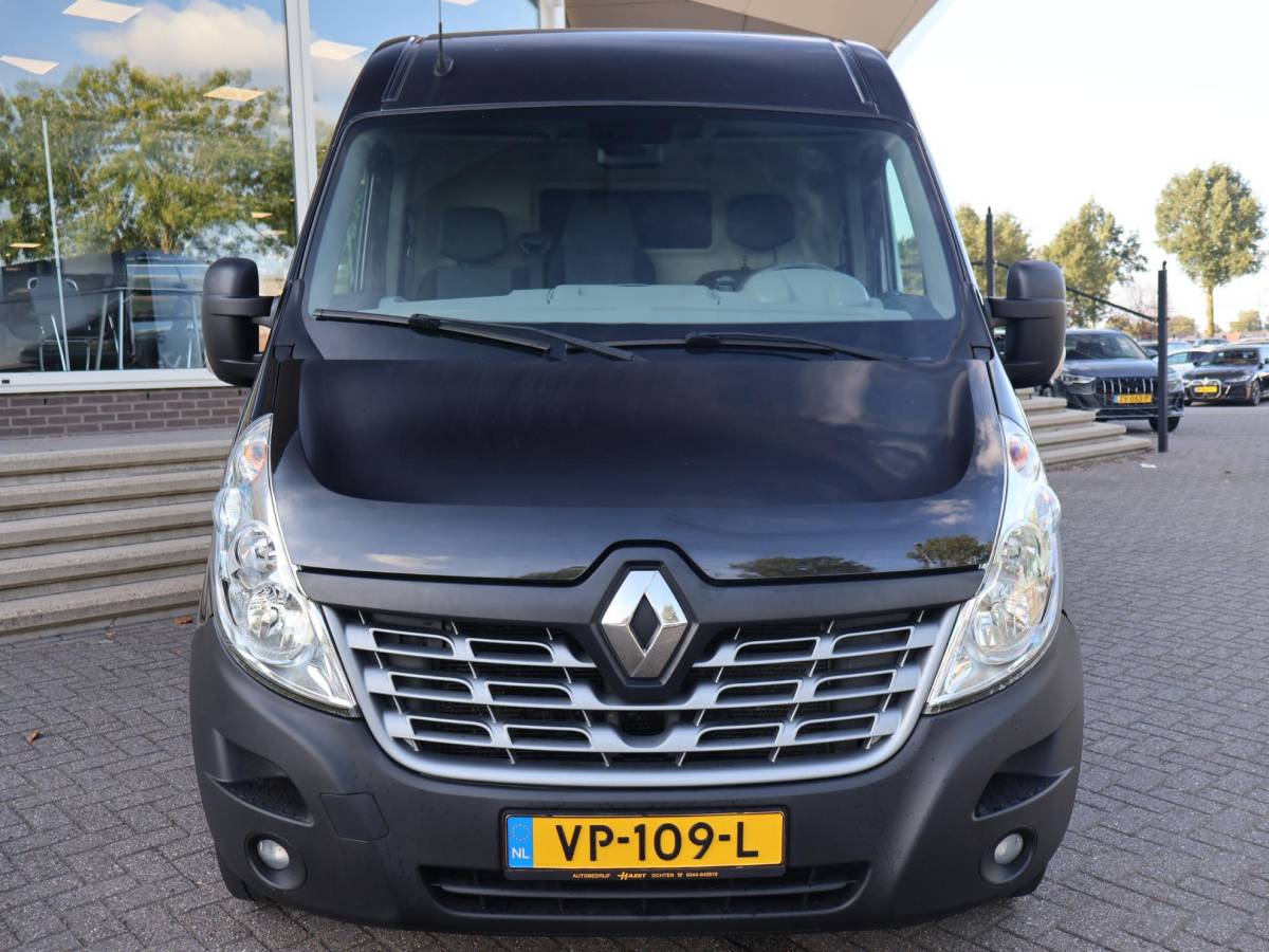 Renault Master Renault Master T35 2.3 DCI 165 PK L2H2 *MARGE* + TREKHAAK | NAVIGATIE | CLIMATE | CRUISE CONTROL