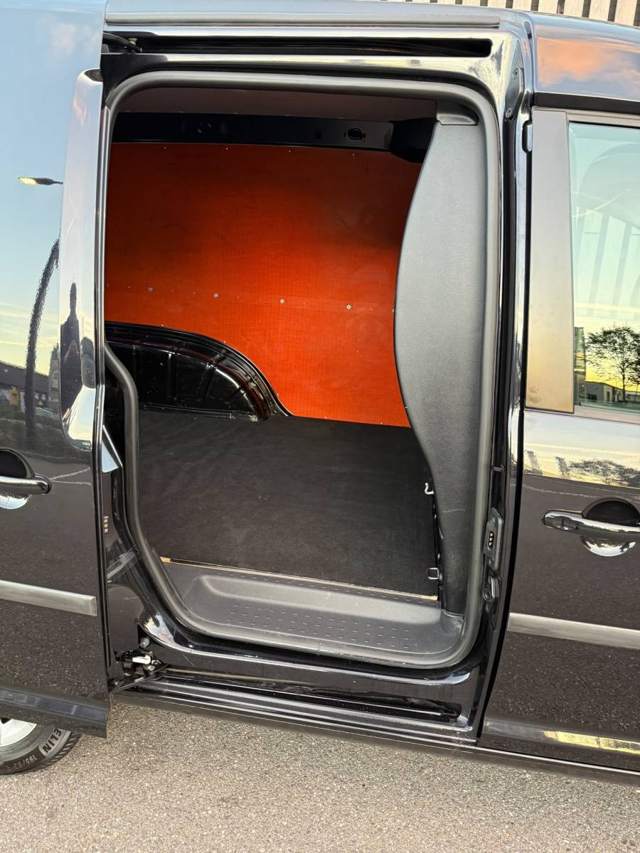 Volkswagen Caddy Volkswagen Caddy 2.0 TDI Highline Automaat Zeer netjes!