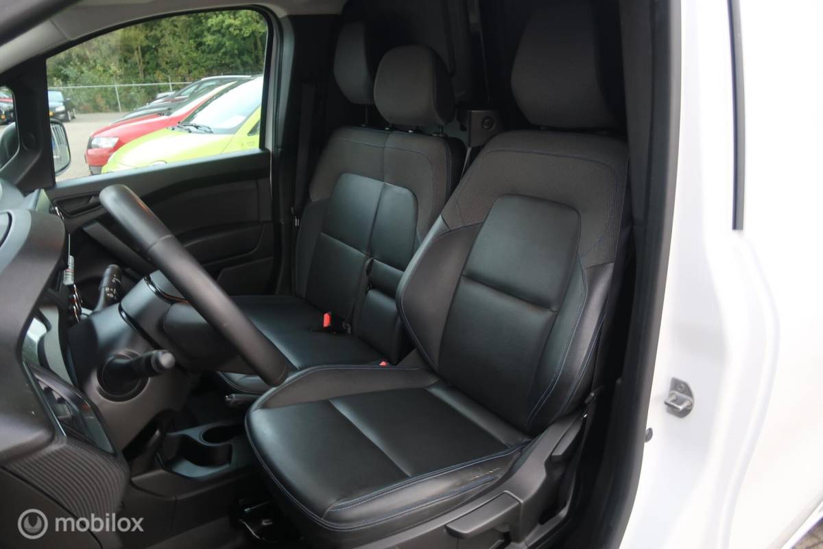 Nissan Townstar Nissan TOWNSTAR N-Connecta L1 AIRCO, 3 ZITS, LED, CRUISECON