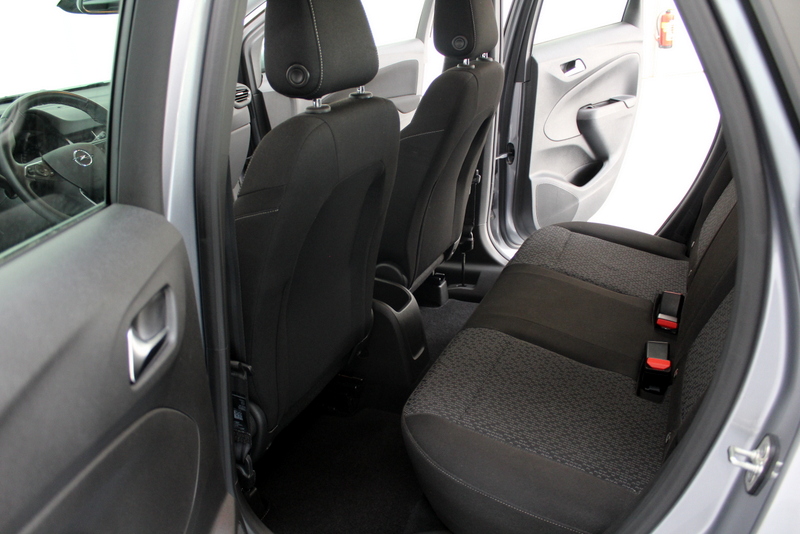 Opel Crossland X Opel Crossland X 1.2 Turbo Edition 2020 111PK, 18.000KM | RIJKLAAR | CARPLAY | AIRCO | CRUISE CONTROLE | PARKEERSENSOREN V+A
