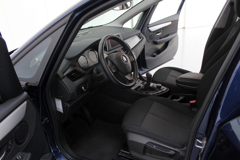 BMW 2 Serie BMW 2-serie Active Tourer 218i 136PK, RIJKLAAR | AIRCO | SPEEDLIMIT | BLUETOOTH