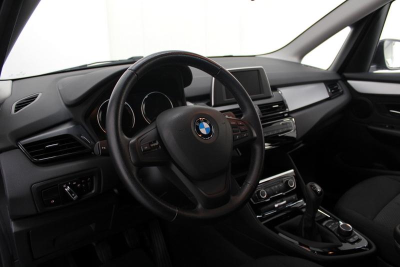 BMW 2 Serie BMW 2-serie Active Tourer 218i 136PK, RIJKLAAR | AIRCO | SPEEDLIMIT | BLUETOOTH