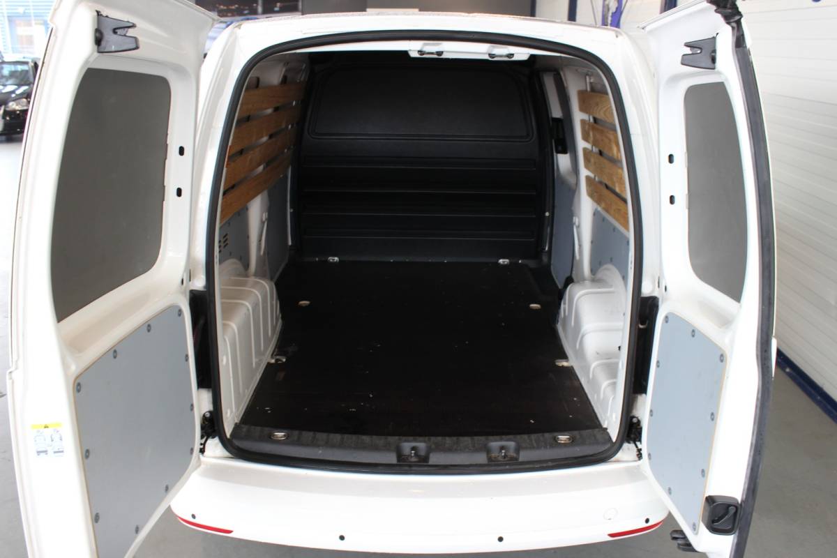 Volkswagen Caddy Volkswagen Caddy 2.0 TDI L2H1 BMT Maxi Trendline Automaat | Cruise | Airco | Navi | Bluetooth | 18″ LMV | PDC