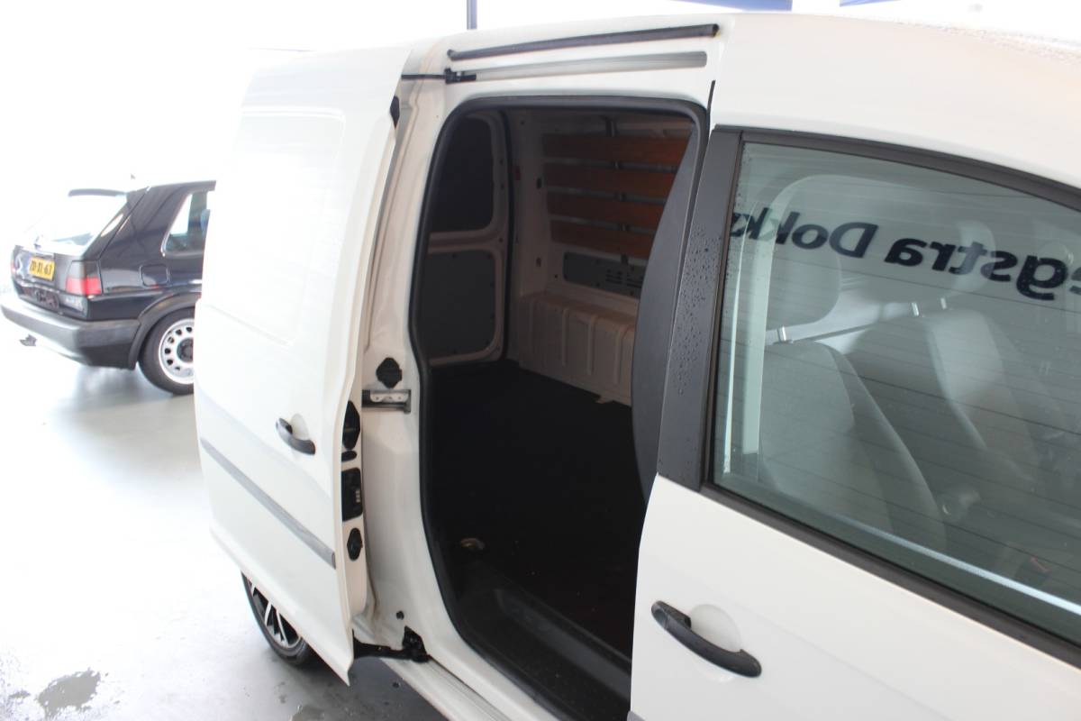 Volkswagen Caddy Volkswagen Caddy 2.0 TDI L2H1 BMT Maxi Trendline Automaat | Cruise | Airco | Navi | Bluetooth | 18″ LMV | PDC