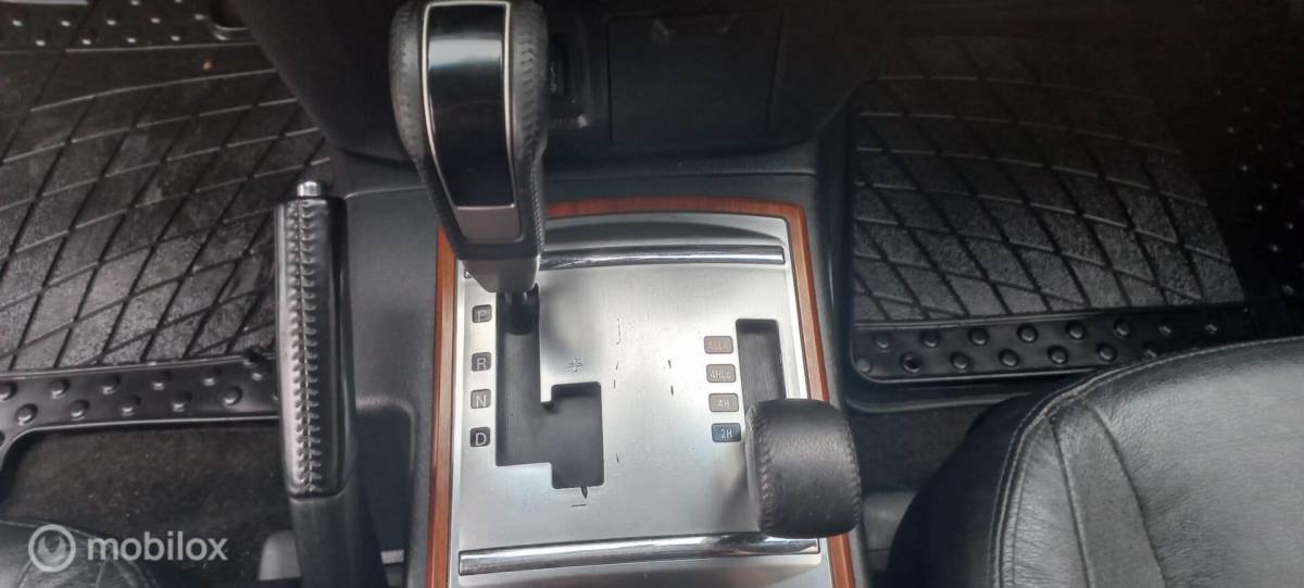 Mitsubishi Pajero Mitsubishi Pajero 3.2 DI-D Instyle High Roof VAN/GRIJSKENTEKEN