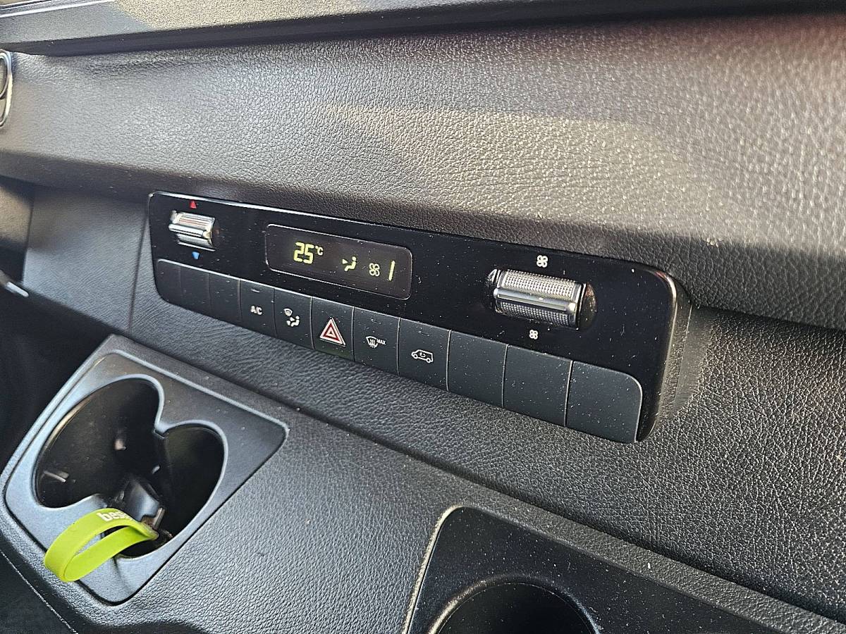 Mercedes-Benz Sprinter MERCEDES-BENZ SPRINTER 315 L3H2 Mbux LED Automaat Camera CruiseControl Carplay 3-Zits Mf-Stuurwiel!
