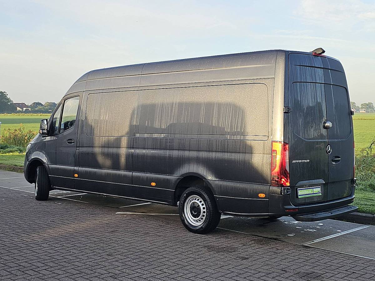 Mercedes-Benz Sprinter MERCEDES-BENZ SPRINTER 315 L3H2 Mbux LED Automaat Camera CruiseControl Carplay 3-Zits Mf-Stuurwiel!