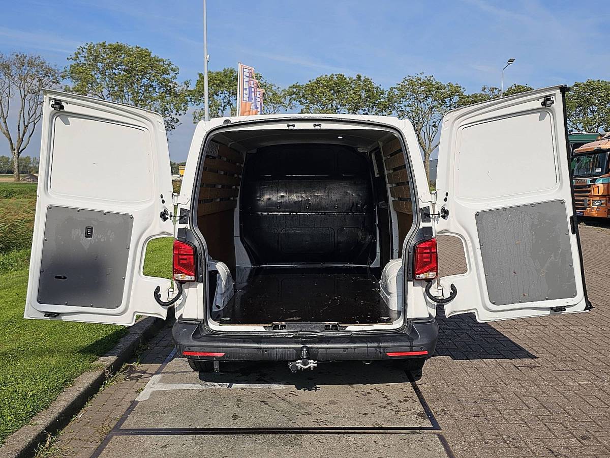 Volkswagen Transporter VOLKSWAGEN TRANSPORTER 2.0 TDI t6.1 l2 carplay nap!
