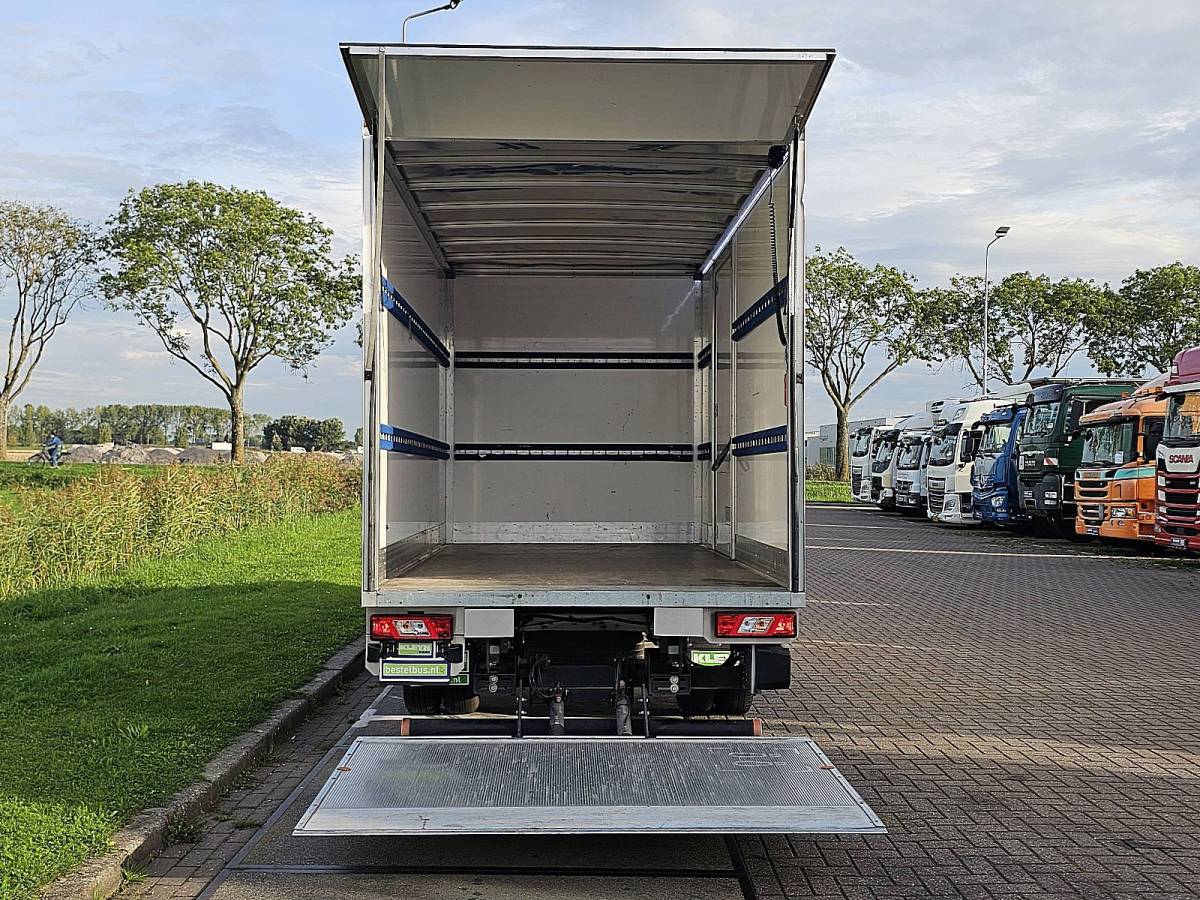Ford Transit FORD TRANSIT 2.0 Bakwagen Laadklep Spoiler Dubbellucht 170PK Euro6 Airco!