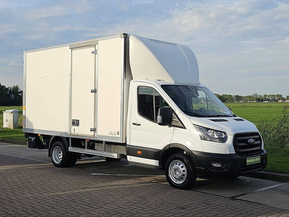 Ford Transit FORD TRANSIT 2.0 Bakwagen Laadklep Spoiler Dubbellucht 170PK Euro6 Airco!