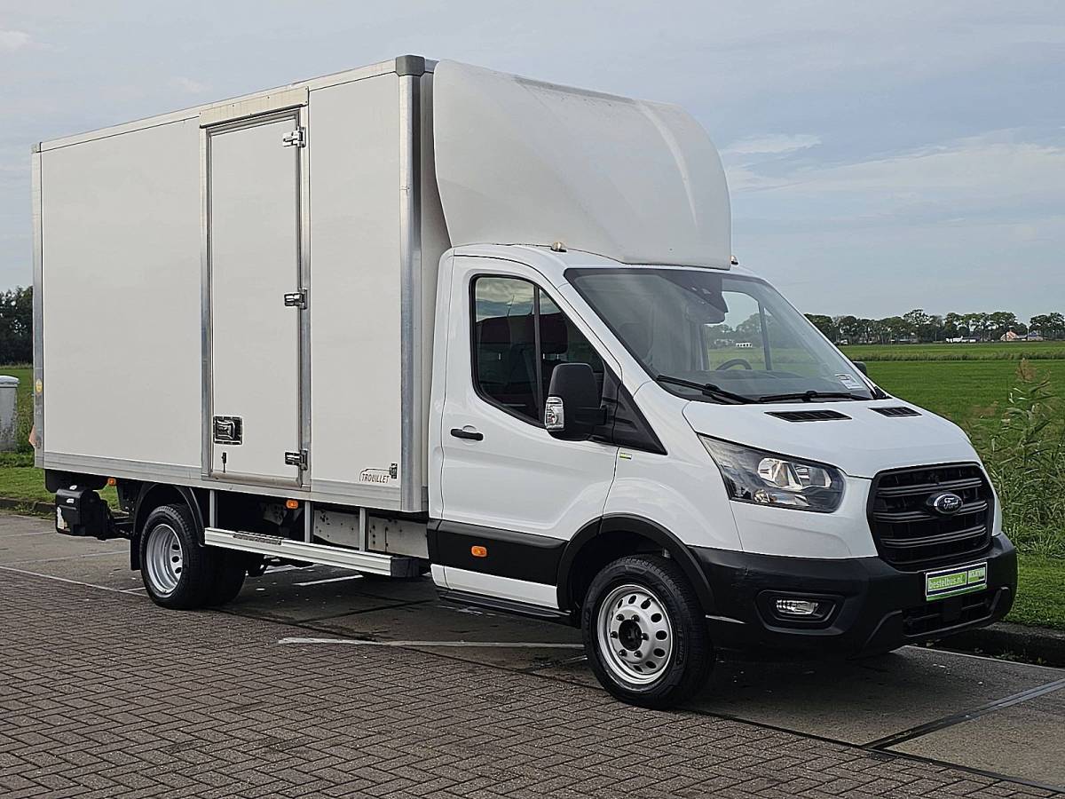 Ford Transit FORD TRANSIT 2.0 Bakwagen Laadklep Spoiler Dubbellucht 170PK Euro6 Airco!