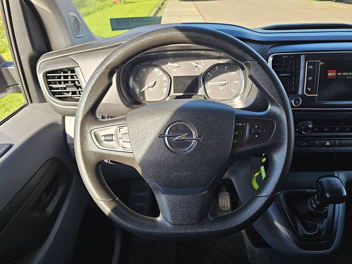 Opel Vivaro OPEL VIVARO 1.5 L2 Navi NAP Euro6 Airco Trekhaak 3-Zits/Leer Camera Oh-Historie!