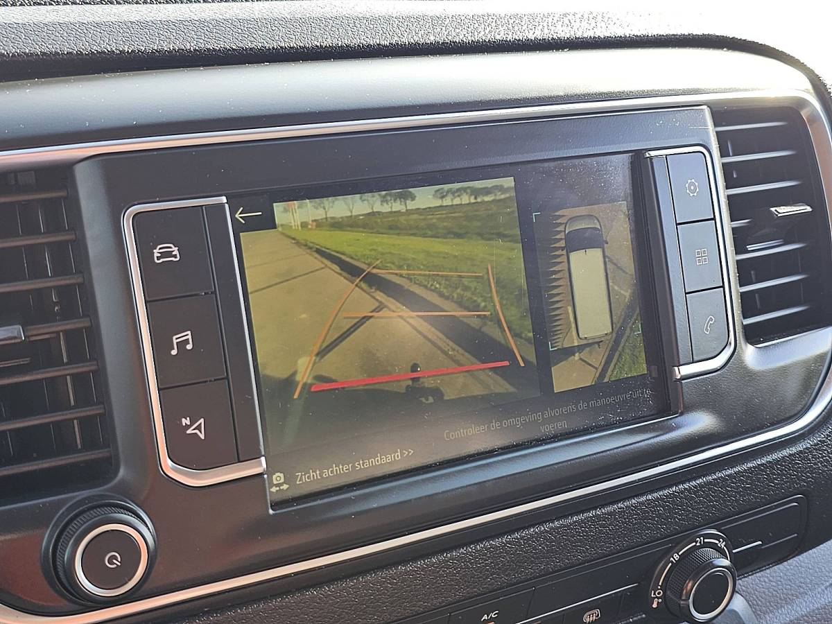 Opel Vivaro OPEL VIVARO 1.5 L2 Navi NAP Euro6 Airco Trekhaak 3-Zits/Leer Camera Oh-Historie!