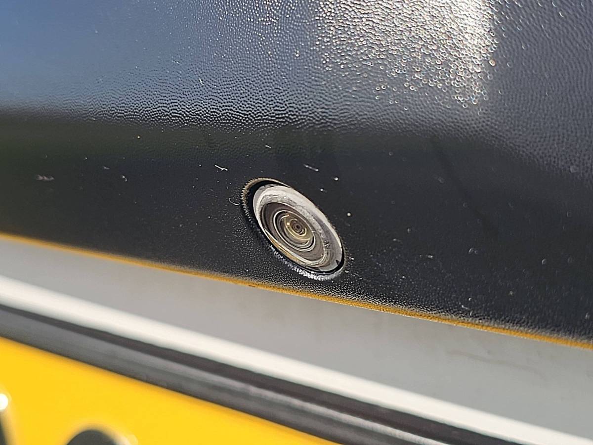 Opel Vivaro OPEL VIVARO 1.5 L2 Navi NAP Euro6 Airco Trekhaak 3-Zits/Leer Camera Oh-Historie!