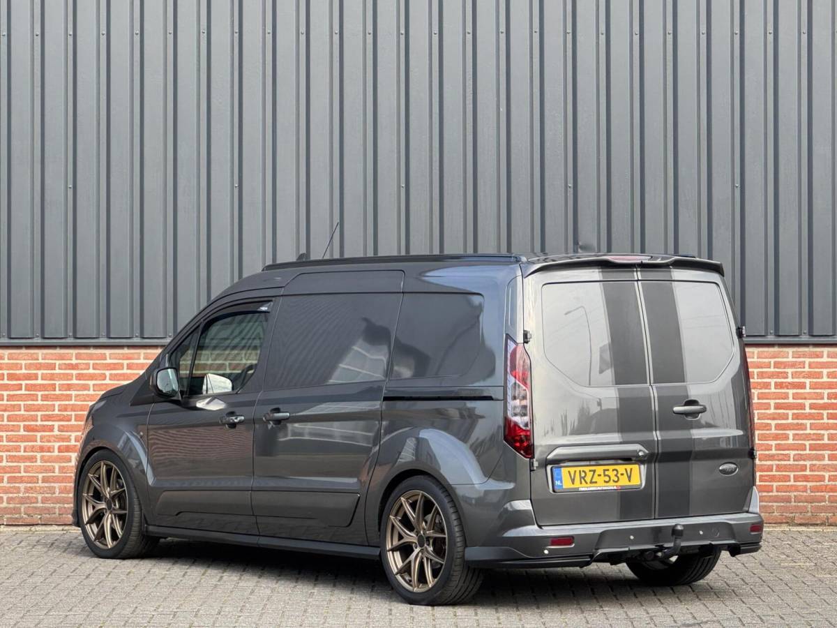 Ford Transit Connect Ford Transit Connect 1.5 120pk L2 Sport Trekhaak/Camera/Carplay/Cruise/Stoelverwarming