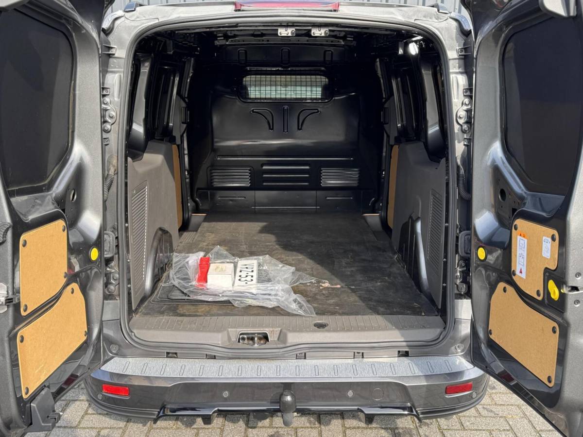 Ford Transit Connect Ford Transit Connect 1.5 120pk L2 Sport Trekhaak/Camera/Carplay/Cruise/Stoelverwarming