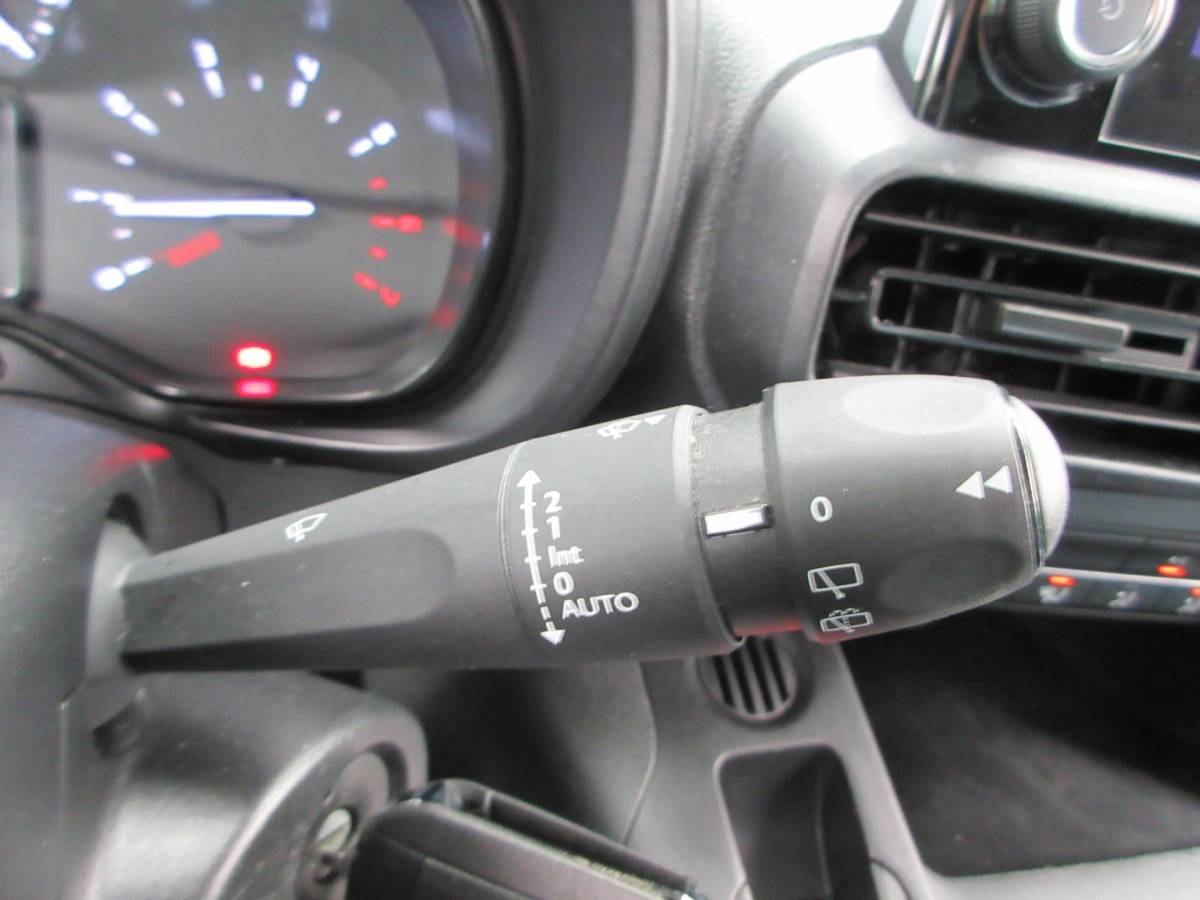 Toyota ProAce Toyota PROACE CITY 1.5 D-4D Live, 102pk, Euro 6, Airco, PDC, 3-Zits, Navigatie.