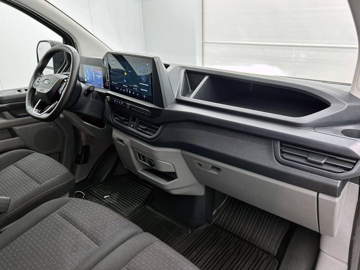 Ford Transit Custom Ford Transit Custom 300 2.0 TDCI L2H1 Trend Nieuw Model Automaat Airco Navi Cruise