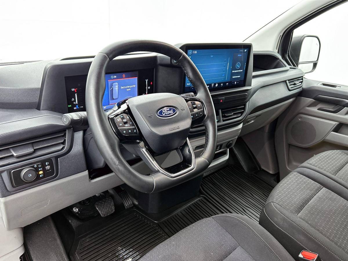 Ford Transit Custom Ford Transit Custom 300 2.0 TDCI L2H1 Trend Nieuw Model Automaat Airco Navi Cruise
