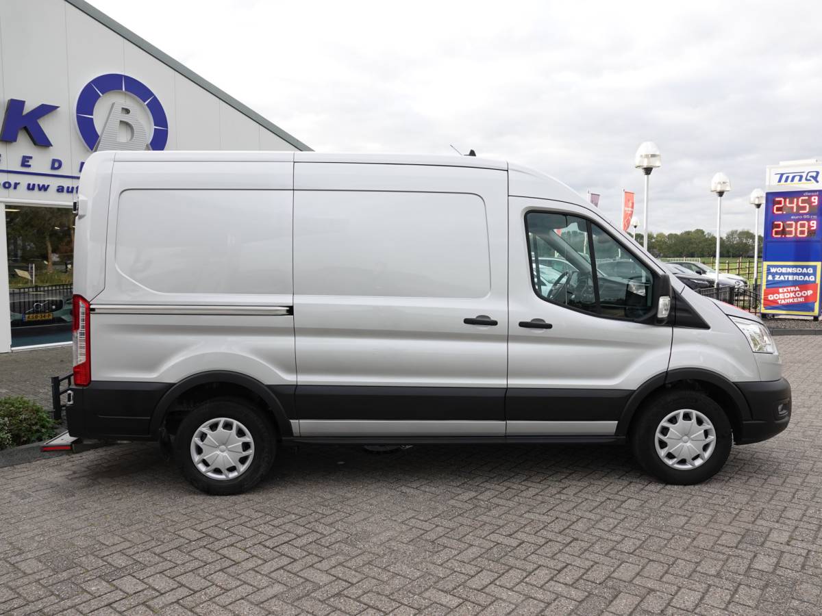 Ford Transit Ford Transit 350 2.0 TDCI 130PK L2H2 Trend MOOIE INRICHTING | AUTOM. | CRUISE | AIRCO