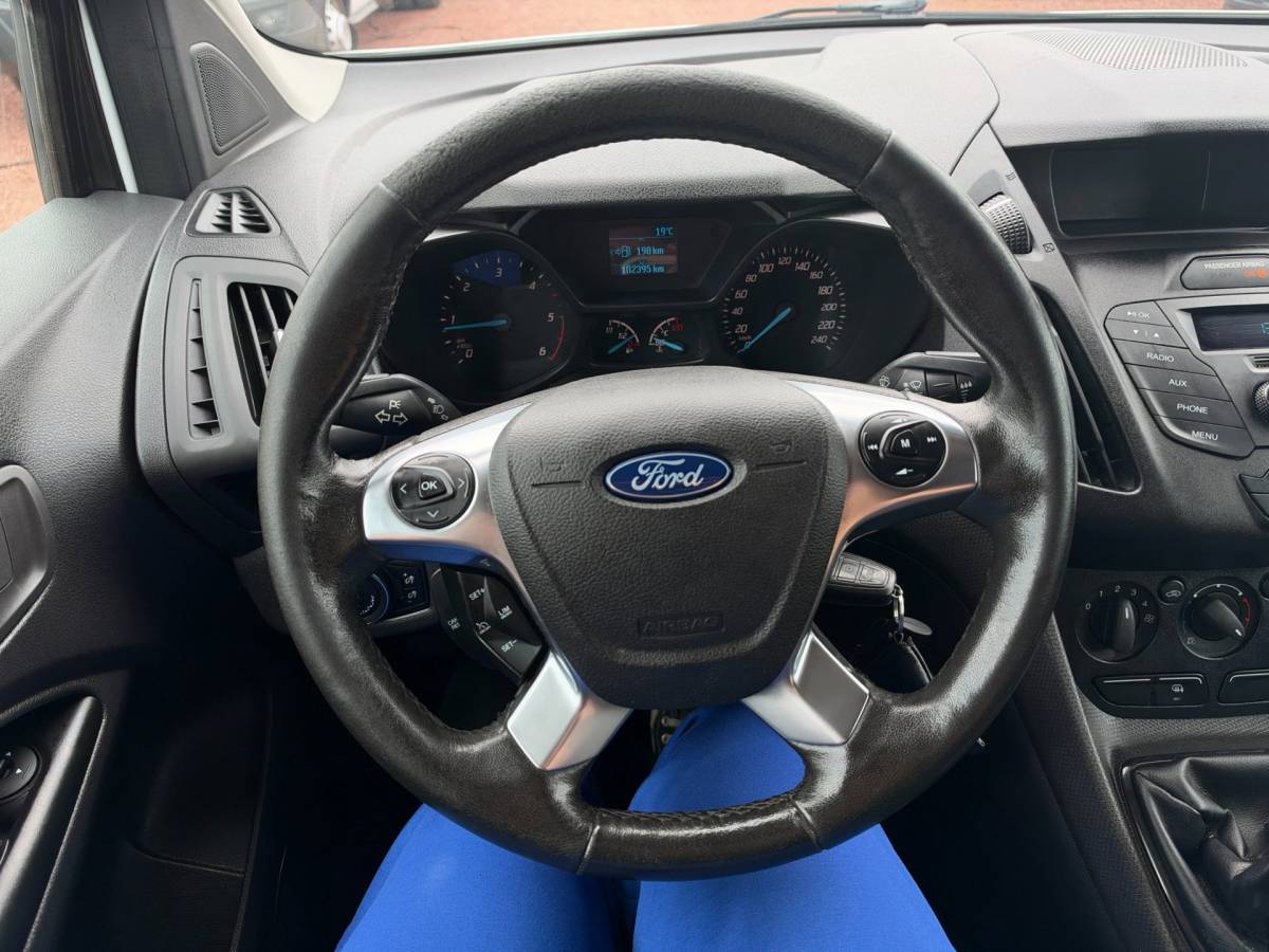 Ford Transit Connect Ford Transit Connect 1.5 TDCI EURO 6 L2H1 + inrichting Airco / Cruise