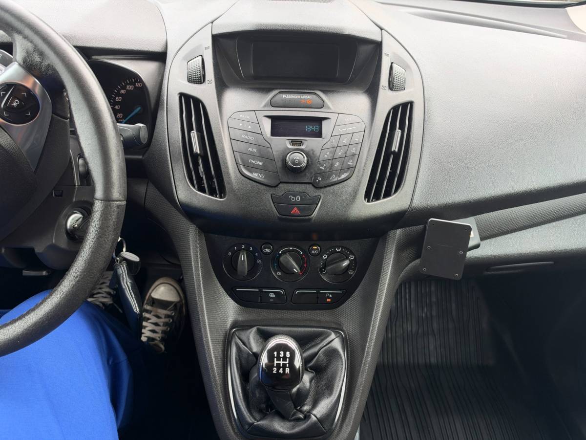 Ford Transit Connect Ford Transit Connect 1.5 TDCI EURO 6 L2H1 + inrichting Airco / Cruise