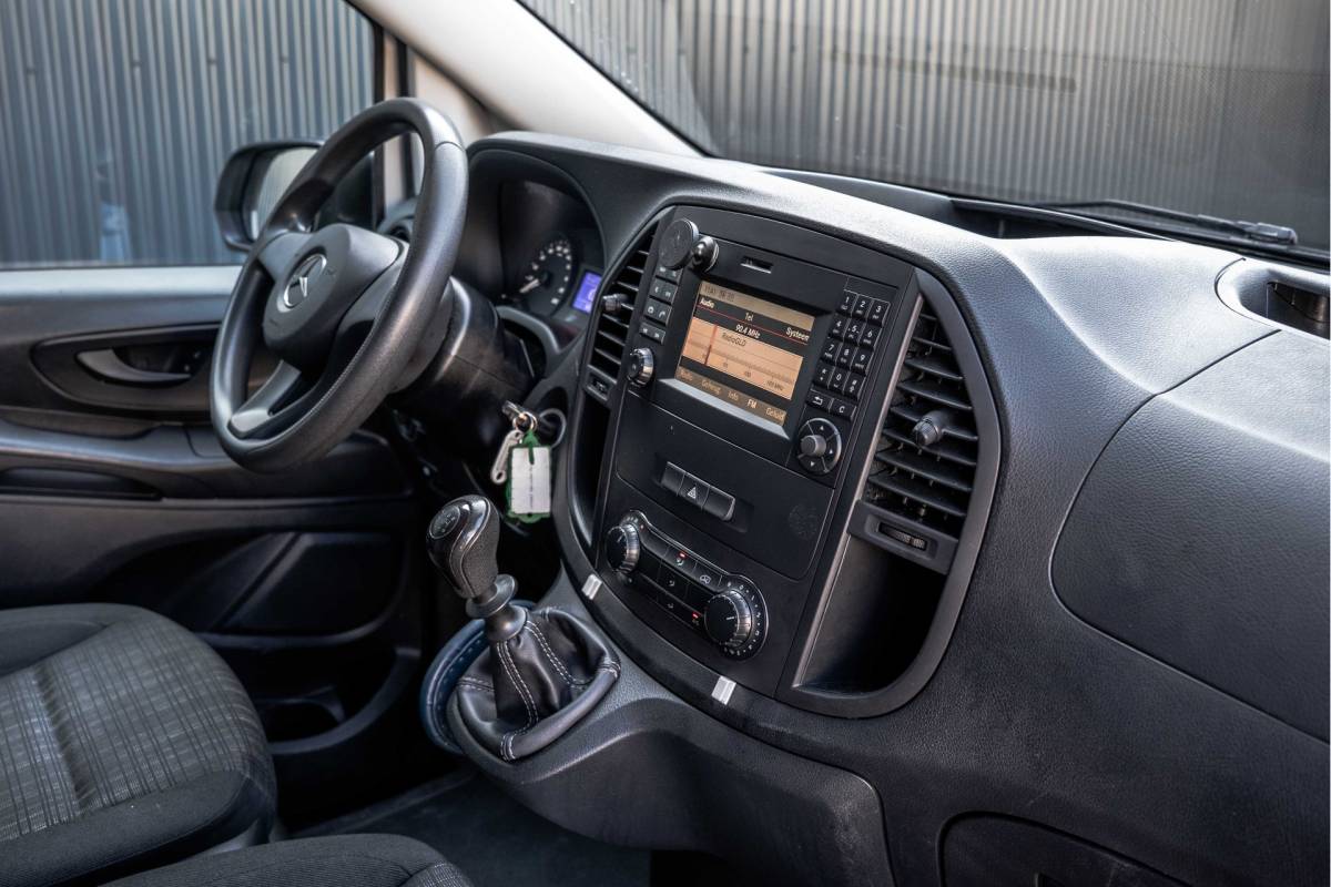 Mercedes-Benz Vito Mercedes-Benz Vito 111 CDI | Volledig ingericht | 3-Zits | Camera | Navi | Airco