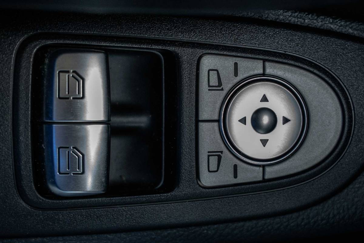 Mercedes-Benz Vito Mercedes-Benz Vito 111 CDI | Volledig ingericht | 3-Zits | Camera | Navi | Airco