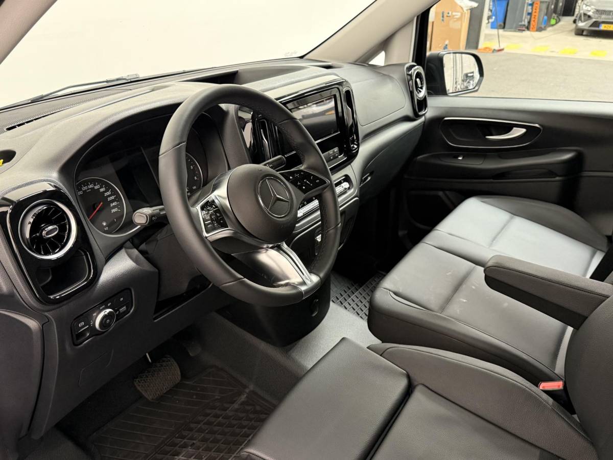 Mercedes-Benz Vito Mercedes-Benz Vito 114 CDI L2 Select Automaat