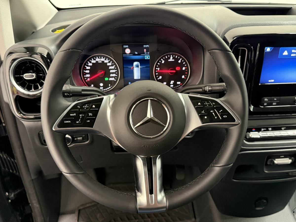 Mercedes-Benz Vito Mercedes-Benz Vito 114 CDI L2 Select Automaat