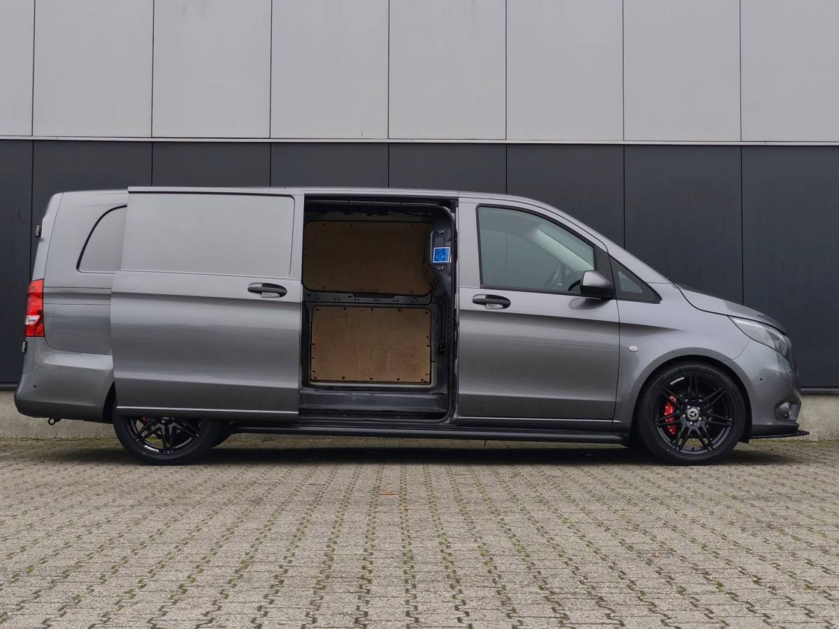Mercedes-Benz Vito Mercedes-Benz VITO 116CDI XL L3 9V AUT CRUISE PDC M-BUX SPORTLINE STOELVERWARMING ACHTERUITRIJCAMERA