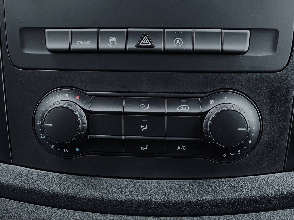 Mercedes-Benz Vito Mercedes-Benz VITO 116CDI XL L3 9V AUT CRUISE PDC M-BUX SPORTLINE STOELVERWARMING ACHTERUITRIJCAMERA