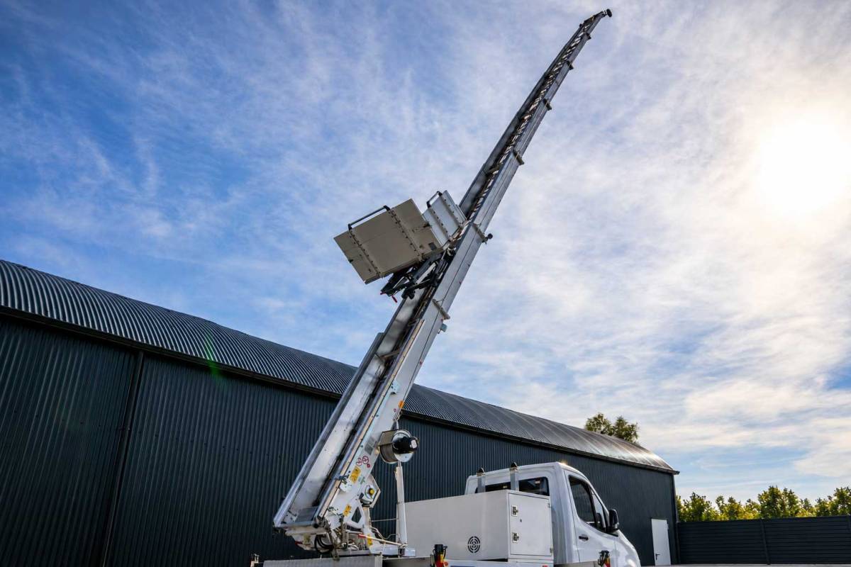 Mercedes-Benz Sprinter Mercedes-Benz Sprinter 315 | Verhuislift / ladder | Nieuwstaat | Paus City-Floh 27M | 400KG Laadvermogen | Cruise | Airco