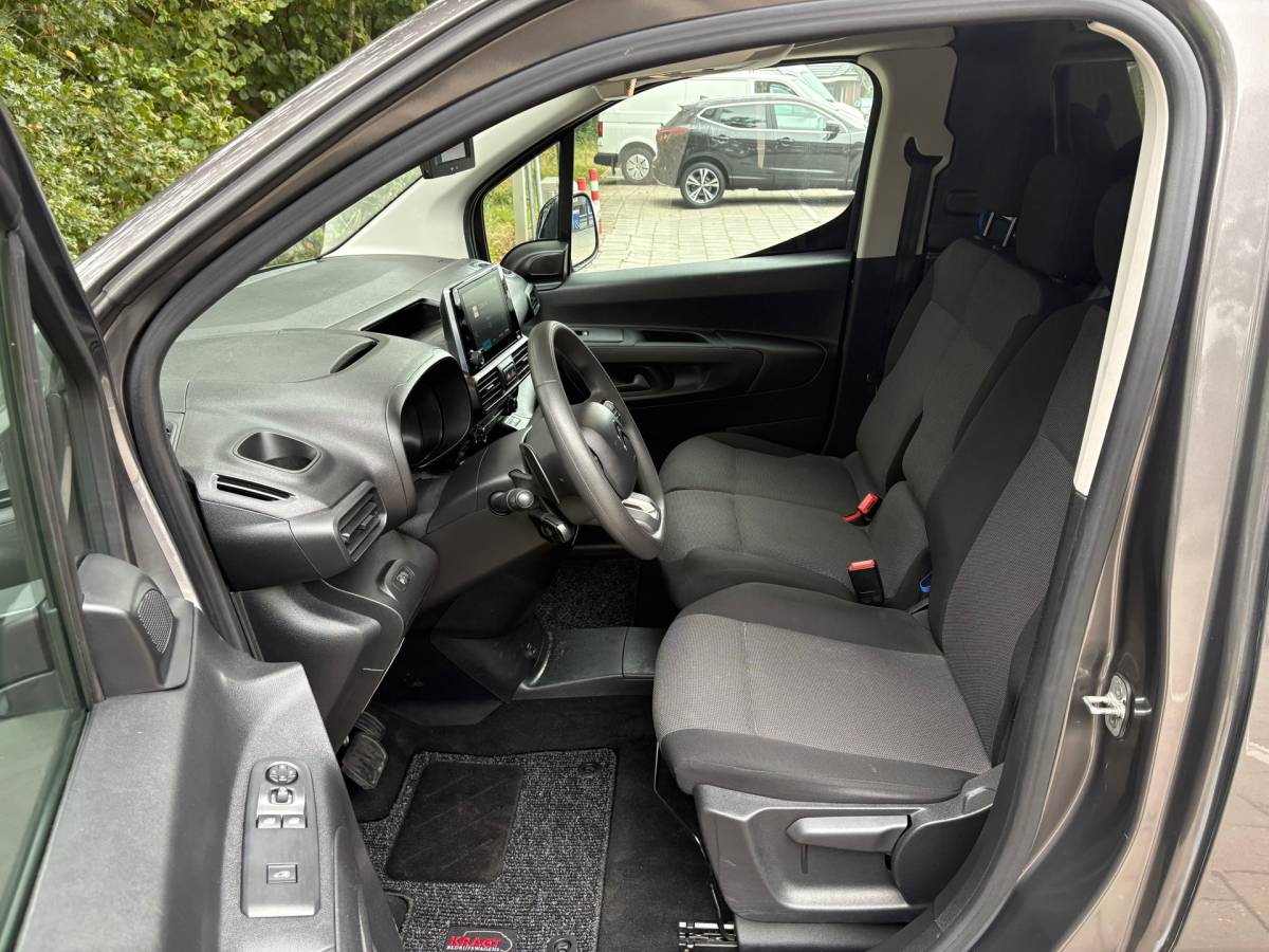 Citroën Berlingo Citroen Berlingo 1.5 BlueHDI|131PK|NAP|AUTOMAAT|Distributieriem vv|achteruitrijcamera|apple CarPlay|cruise|parkeersensoren|airco