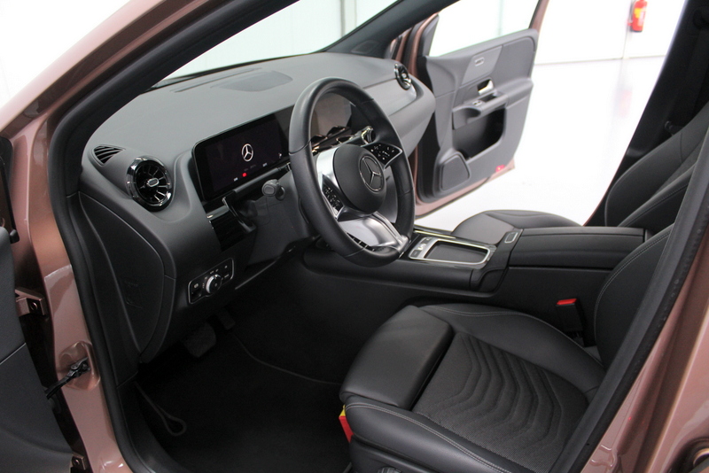 Mercedes-Benz B-Klasse Mercedes-Benz B-klasse 250 e Business Line, HYBRIDE | RIJKLAAR | CAMERA | ELEC-ACHTERKLEP | DEELS LEER | STOELVERWARMING