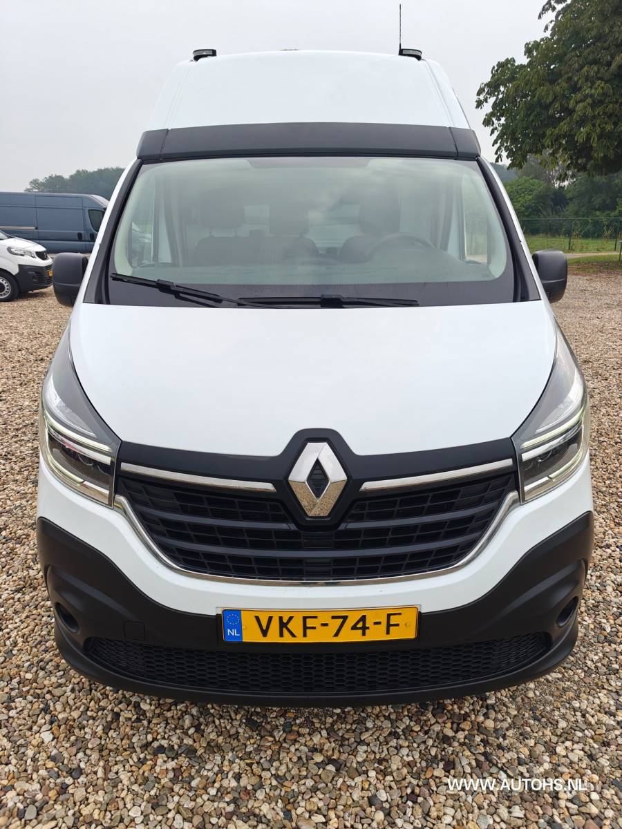 Renault Trafic Renault Trafic 2.0 dCi 145 PK T L2H2 , 1e eig , euro 6 , Complete werkplaats inrichting met omvormer , trekhaak , airco cruise.