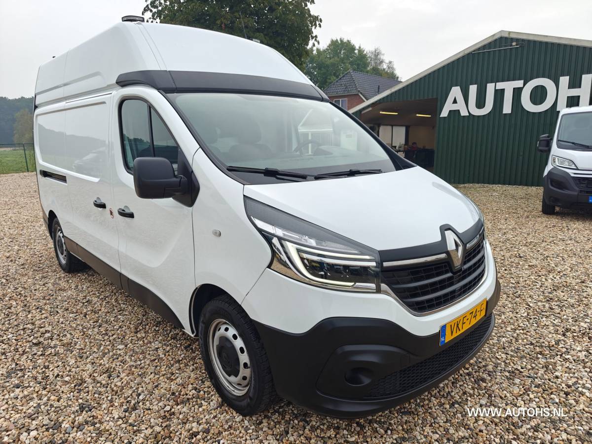 Renault Trafic Renault Trafic 2.0 dCi 145 PK T L2H2 , 1e eig , euro 6 , Complete werkplaats inrichting met omvormer , trekhaak , airco cruise.