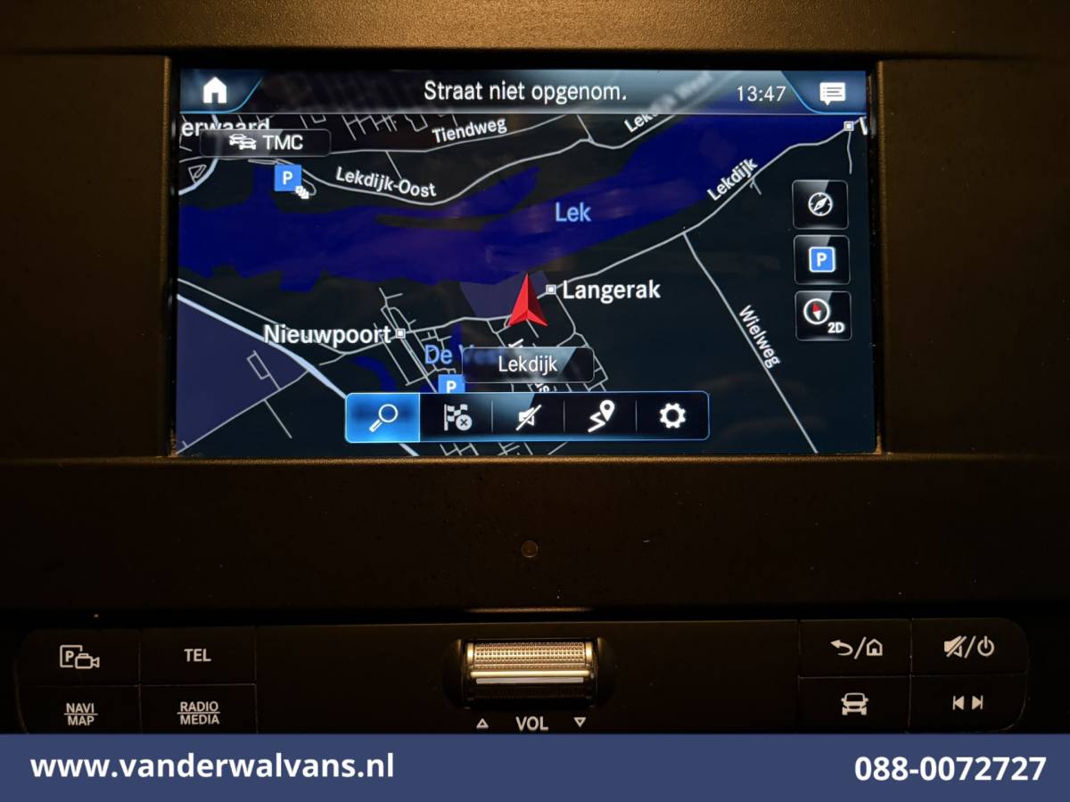 Mercedes-Benz Sprinter Mercedes-Benz Sprinter 317 CDI 170pk L2H1 Euro6 Airco | Camera | Navigatie | 2800kg Trekhaak | Apple Carplay Android Auto, Stoelverwarming, 270 Graden Achterdeuren, Parkeersensoren, Bijrijdersbank