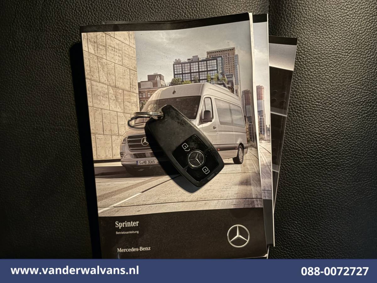 Mercedes-Benz Sprinter Mercedes-Benz Sprinter 317 CDI 170pk L2H1 Euro6 Airco | Camera | Navigatie | 2800kg Trekhaak | Apple Carplay Android Auto, Stoelverwarming, 270 Graden Achterdeuren, Parkeersensoren, Bijrijdersbank