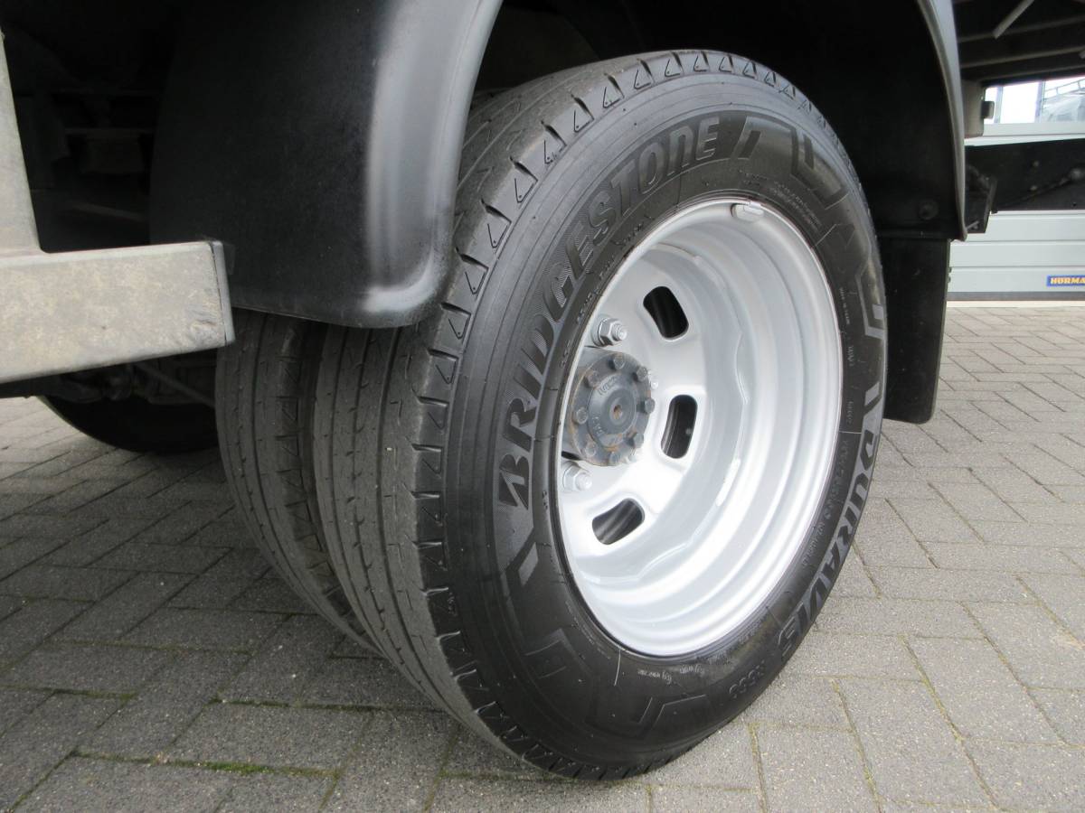 Iveco  Iveco 40C18 40c18 3.0, 180pk, Euro 6, DC, Openlaadbak, Oprijwagen, Oprijauto, Airco.