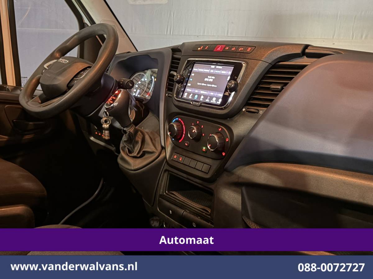 Iveco Daily Iveco Daily 35C14H 2.3 Oprijwagen Automaat Dubbel Lucht Euro6 Airco | Camera | 3500kg Trekhaak | Electrische Lier | Chauffeursstoel Cruisecontrol, Bijrijdersbank