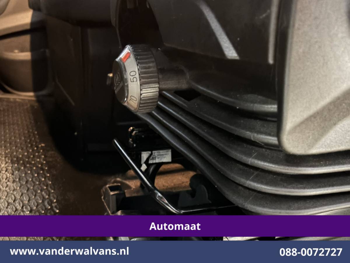 Iveco Daily Iveco Daily 35C14H 2.3 Oprijwagen Automaat Dubbel Lucht Euro6 Airco | Camera | 3500kg Trekhaak | Electrische Lier | Chauffeursstoel Cruisecontrol, Bijrijdersbank