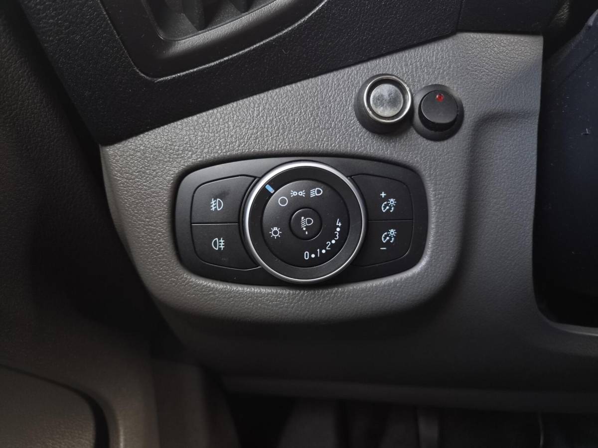 Ford Transit Connect Ford Transit Connect 1.5 EcoBlue L1 Airco Cruise Marge 100pk