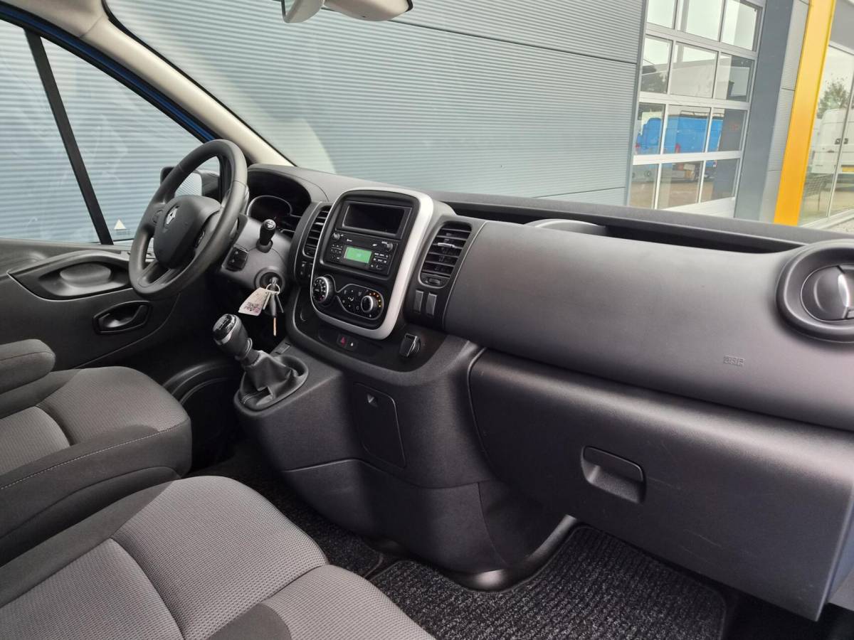 Renault Trafic Renault Trafic 2.0 dCi L1H1 Airco Camera Trekh 120PK