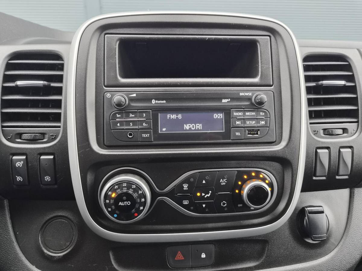 Renault Trafic Renault Trafic 2.0 dCi L1H1 Airco Camera Trekh 120PK