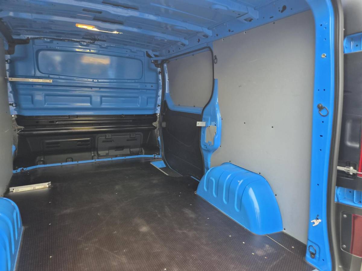 Renault Trafic Renault Trafic 2.0 dCi L1H1 Airco Camera Trekh 120PK